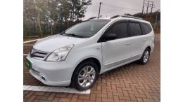 NISSAN - GRAND LIVINA - 2012/2013 - Branca - R$ 39.800,00