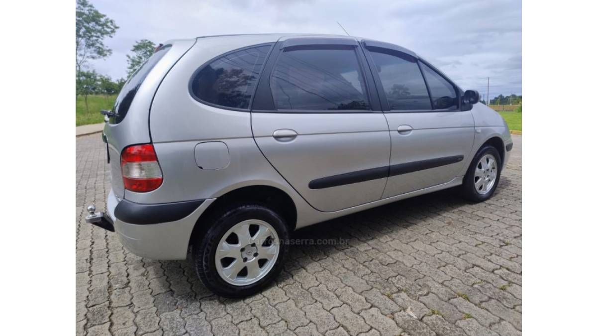 RENAULT - SCÉNIC - 2010/2010 - Cinza - R$ 29.900,00