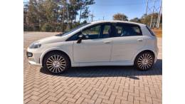 FIAT - PUNTO - 2017/2017 - Branca - R$ 62.800,00