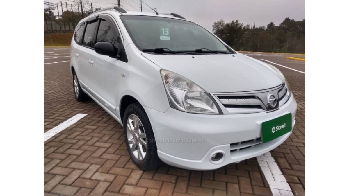 NISSAN - GRAND LIVINA - 2012/2013 - Branca - R$ 39.800,00