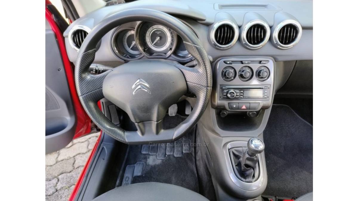 CITROËN - C3 - 2014/2015 - Vermelha - R$ 43.900,00